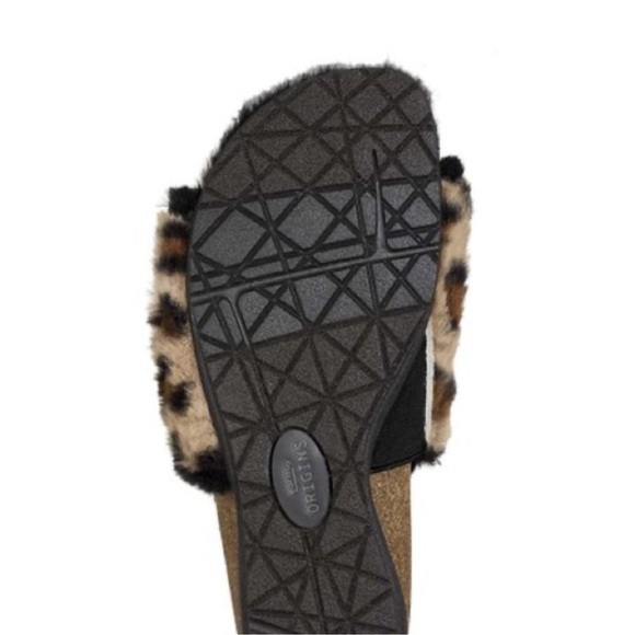 Earth Origins Olli slide, size 9. New, never worn. - Picture 3 of 5